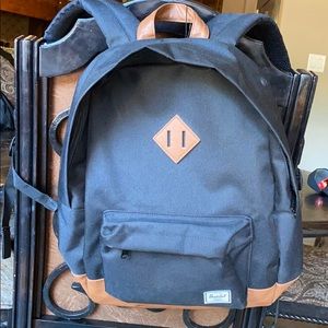 Backpack. Herschel heritage 600 D Poly Black